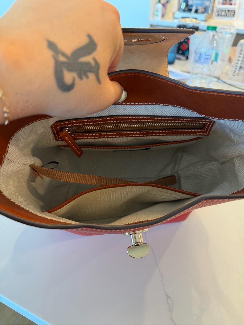 Dooney & Bourke Red Pebble Leather Shoulder Bag with Brown Trim - Picture 4 of 10